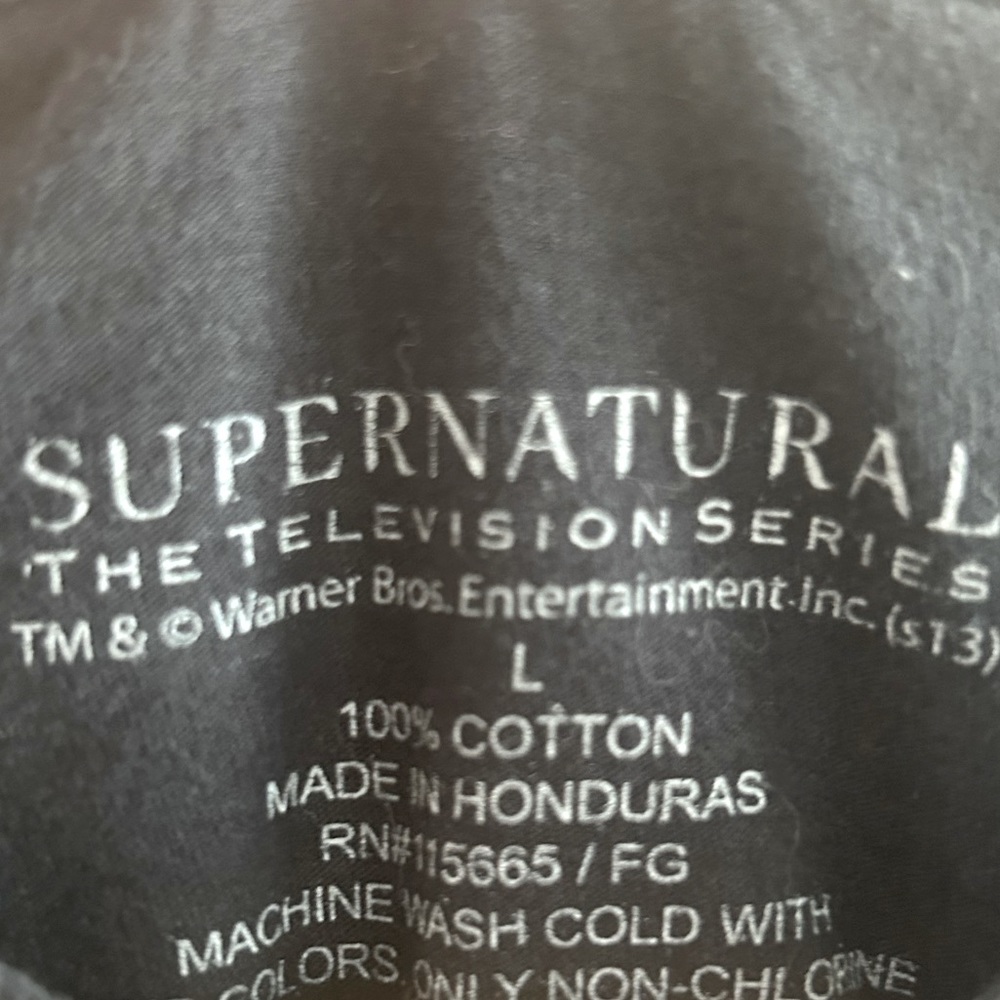 Authentic Supernatural “Dean Mugshot” Black Tee EUC Collectors Item - Picture 11 of 15